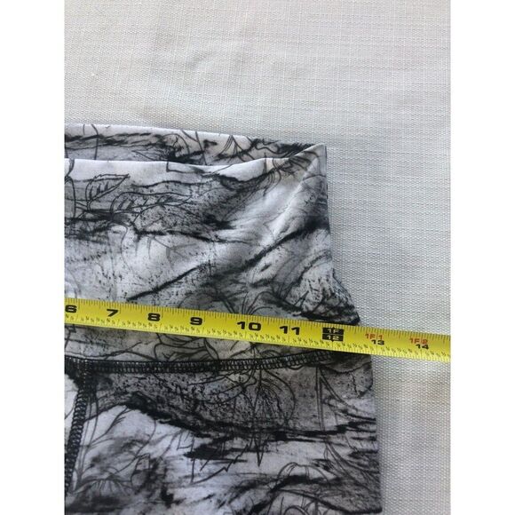 Evolution and Creation Yoga Pants Legging Women’s S Gray & White Roses & Thorns - Picture 6 of 9
